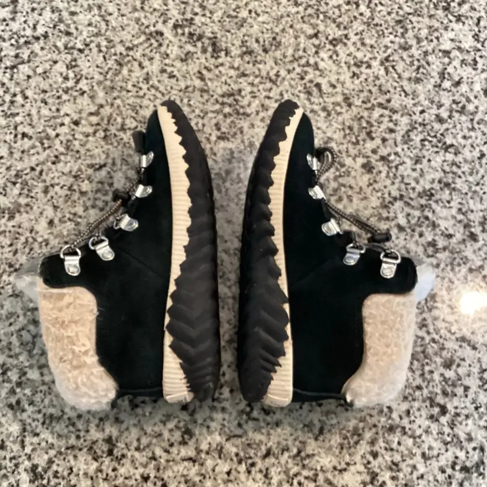 Sorel Kids Out 'N About Conquest Waterproof Boots with‎ Faux Fur Trim Black SZ 1